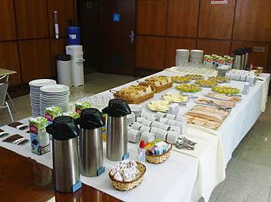 COFFEE BREAKS