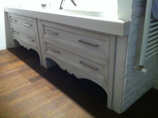 arredo bagno realizzato su misura.