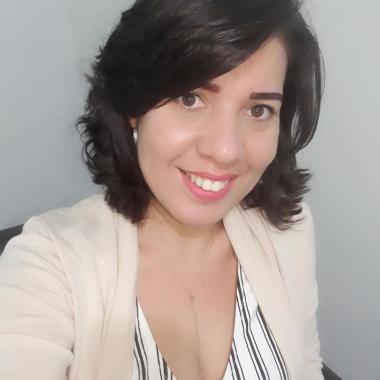 Psicóloga  Catiane Dias