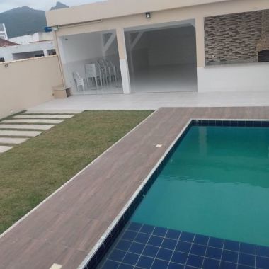 Salão De Festas Com Piscina Em Rio Das Ostras