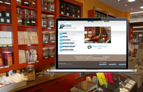 Projet : création du site web
Réalisation : logo, charte graphique, intégration
Client : www.agencement-pichon.fr
Domaine : Agencement intérieur