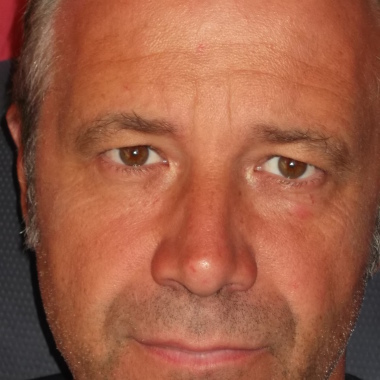Philippe Homme De Services