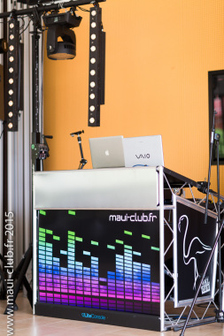 maui-club animation, régie DJ pro.