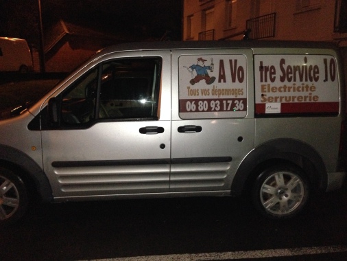 A Votre Service 10