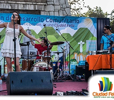 Concierto Electrónico En Plaza Monumento Maipú