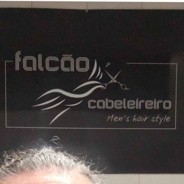 Falcão Cabeleireiro - Mais De 30 Anos De Experiência. Qualidade ﹠ Confiança