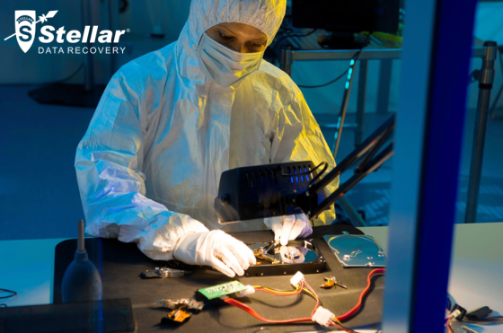 Cleanroom lab Stellar Data Recovery