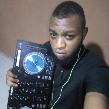 Dj Honeykiss Entertainment