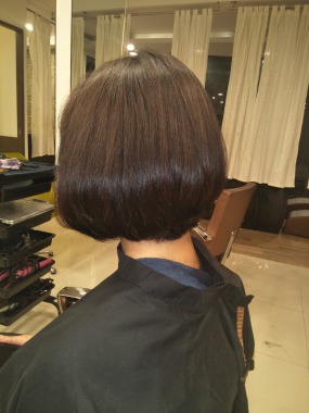 Bob hair cut 