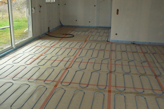 Plancher chauffant électrique.