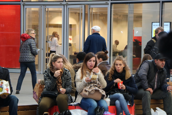 Chatelet les Halles - Paris - les demoiselles de Paris