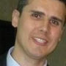 Bacharel em Direito, Formado pela Universidade Paulista, Advogado e Proprietário do Escritório de Advocacia David Roberto Advogados, Cursou Pós Graduação em Direito Civil e Processual Civil pela ESA (Escola Superior da Advocacia), Tornou-se Advogado Associado na AASP (Associação dos Advogados de São Paulo) desde 2013.