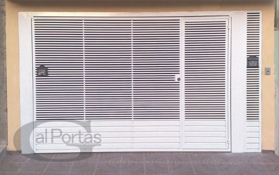Portão Basculante em tubos na horizontal feito totalmente com solda mig e material 100% galvanizado