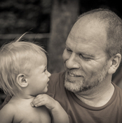 das bin ich. Also: rechts das bin ich ;-) Entstanden bei einem Babyshooting mit meinem reizenden Model.