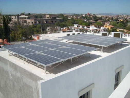SISTEMA FOTOVOLTAICO INTERCONECTADO  A CFE PARA AHORRO DE ENERGIA DEL 80%