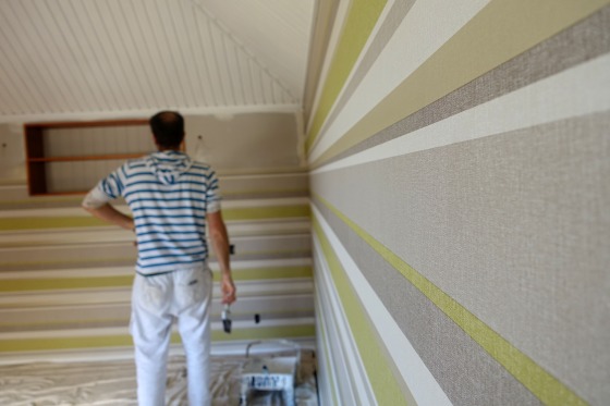 Wallpaper Hanging