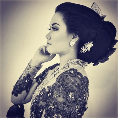 Mis Azizah Make Up