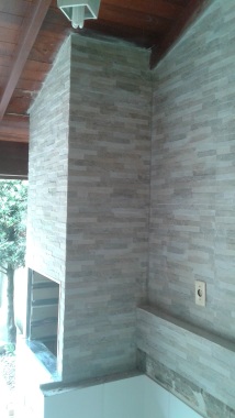 churraqueira revestida em porcelanato