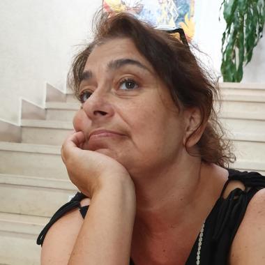 Profissional: Lidia Brito