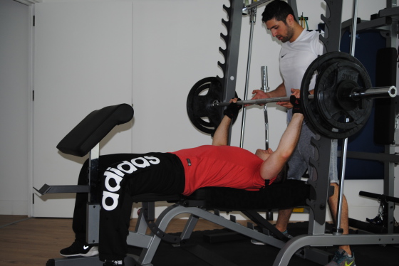 Séance de musculation, développé couché