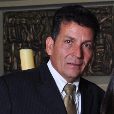 Javier  Pernia