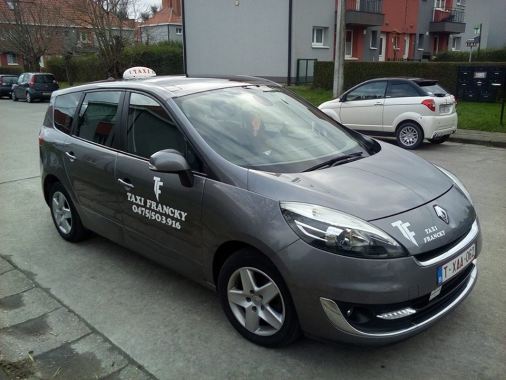 Voici notre véhicule tout confort,Renault grand scénic 7 places.