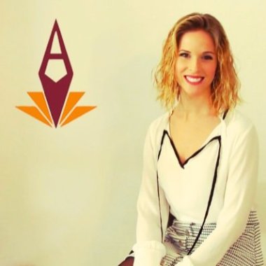 Lucía MedHer - Coach de Artustas