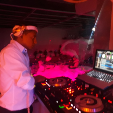 La Aldea Entertainment