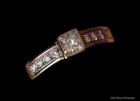 bague or gris diamants