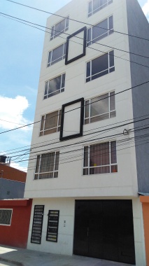 Pintura en graniplats fachada, realizada por nosotros.