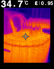 Termografia do transformador, indicando seus pontos de maior aquecimento.