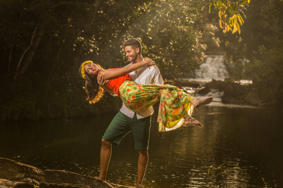 A fotografia de casamento registrada com arte e muita emoção. É assim que o fotógrafo de casamento Will Santos conta a história desse dia especial de uma forma diferente e criativa.