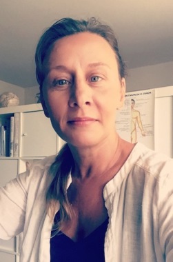Véronique VIANNAY 
Magnétisme Reïki Hypnose Pnl 
Libération des blessures émotionnelles et mémoires cellulaires

***