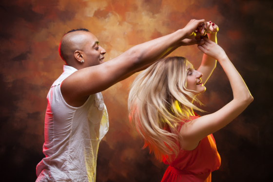 Un tour "magique" à 2 mains en Salsa Cubaine!