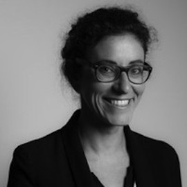 Maître Laura Wesling