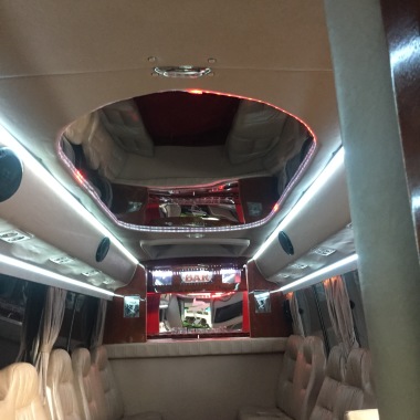 Jr Limousines
