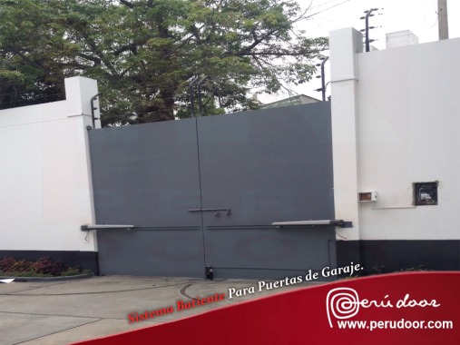 puertas batientes de garaje peru door 