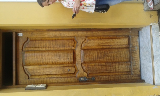 puerta en comino crespo
