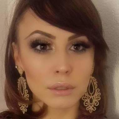 Truccatrice-Make Up Artist Enisa