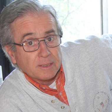 Cabello A. Julio