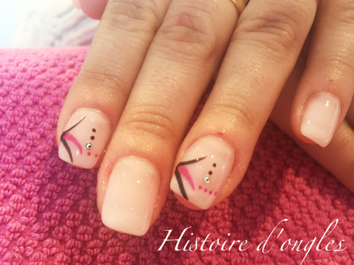 french blanche avec nail art