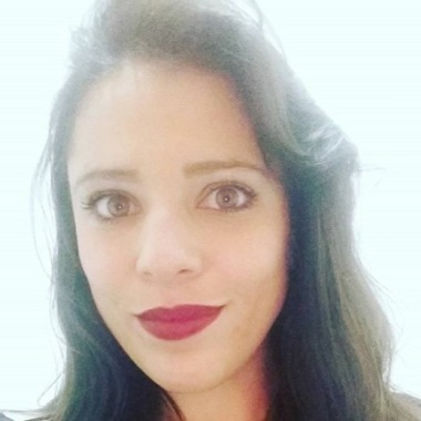Roberta De Abreu E Silva