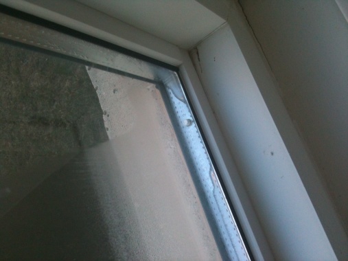 Decora window seal