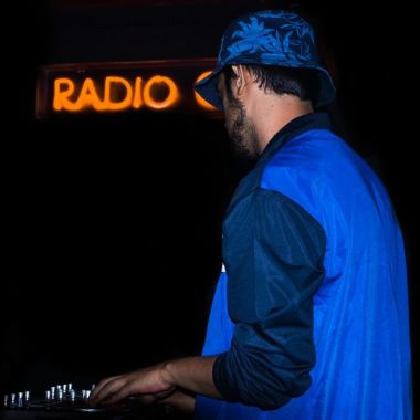 Dj