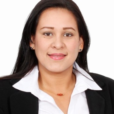 Yuzmery Carvajal (Ingeniera Eléctrica)