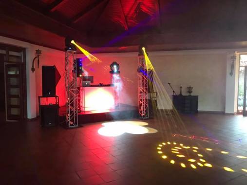DJ y Luces