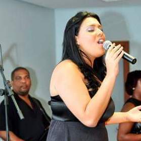 July Musica E Arte