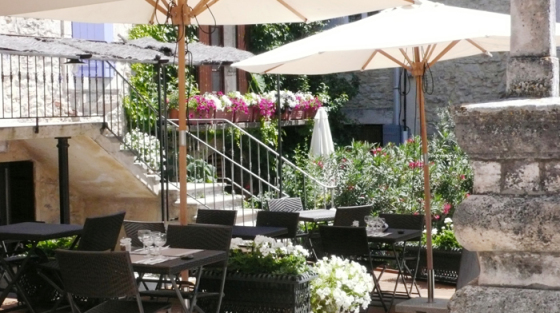 La Petite Auberge De Lussan