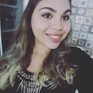Lara Caroline