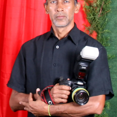 Alejandro Herrera    Fotografo